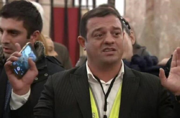 Ata Abdullayev məhkəmədə dayanmır: yalvarır, ağlayır...